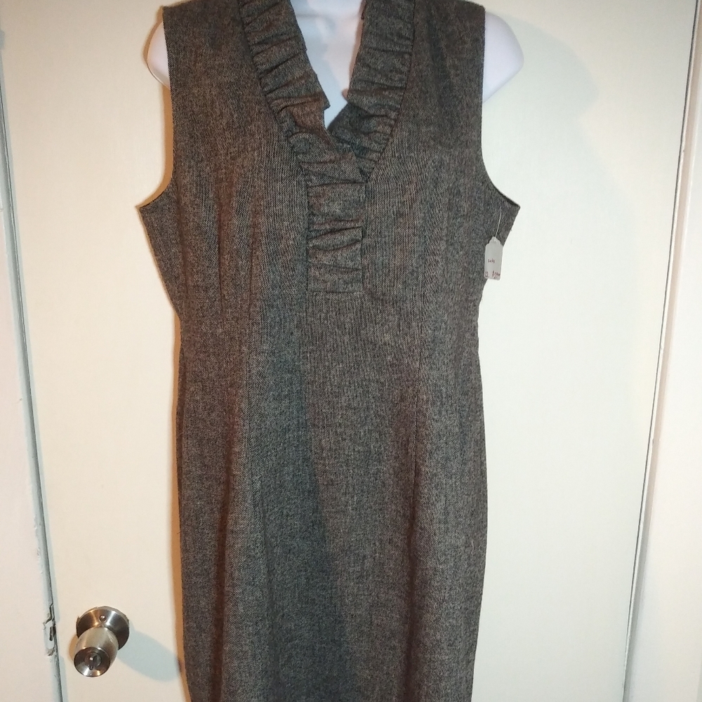 Saks Fifth Avenue wool gray dress size 12
